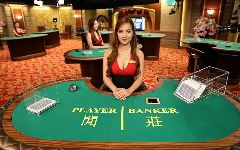 Hai cửa trong ván chơi Baccarat